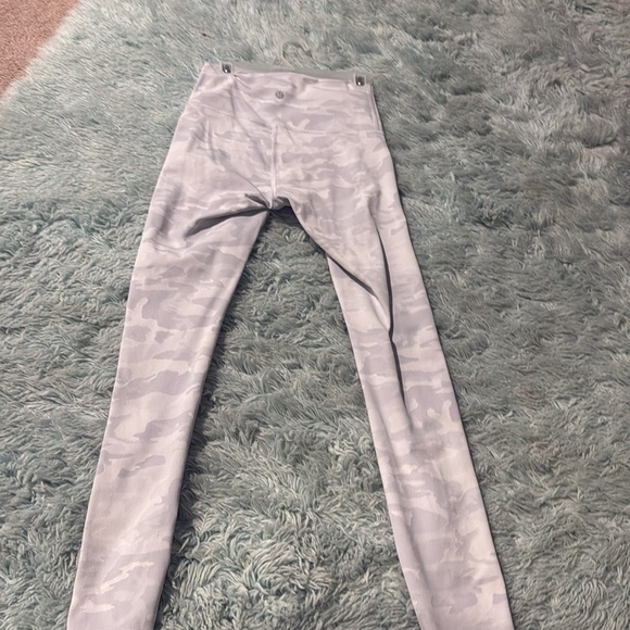 Lululemon white camo leggings - Picture 2 of 4